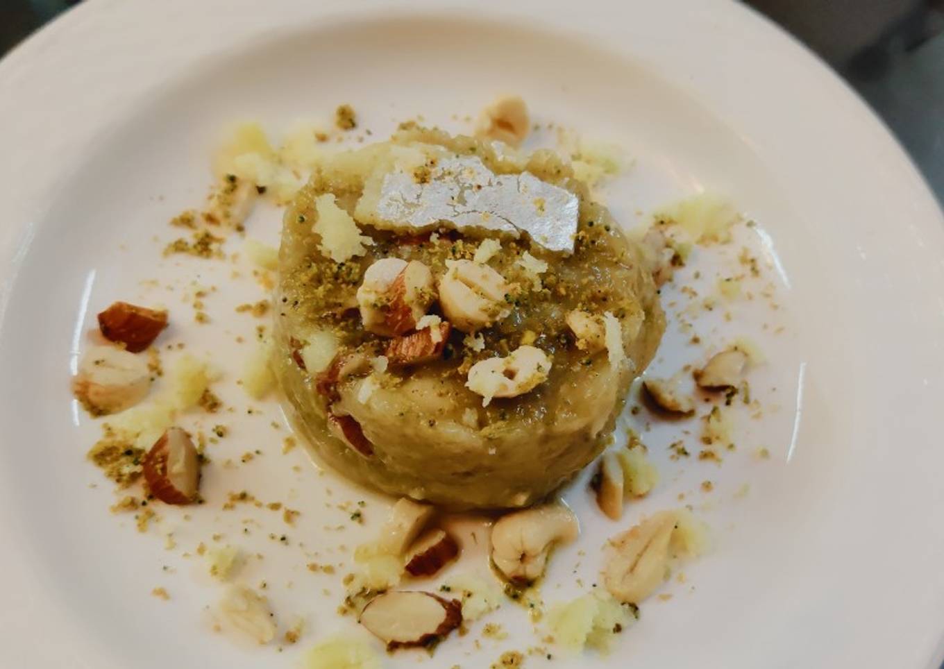 Bottlegourd halwa with dryfruits