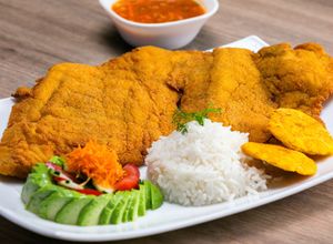 Una foto de Corvina apanada