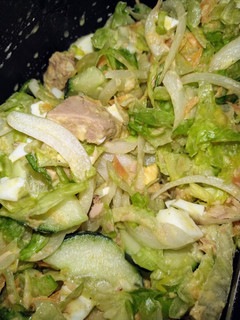 Una foto de Ensalada mixta con vinagreta🤤