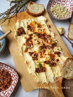 A picture of Garlic Chiili Butter Board.