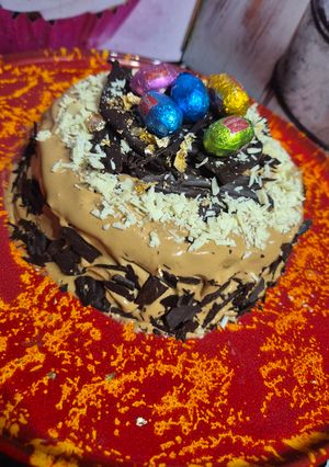Une photo de Gâteau 🍰 Nid de Pâques au Café