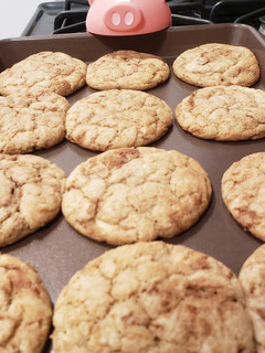 A picture of Chocolate chip cookies.