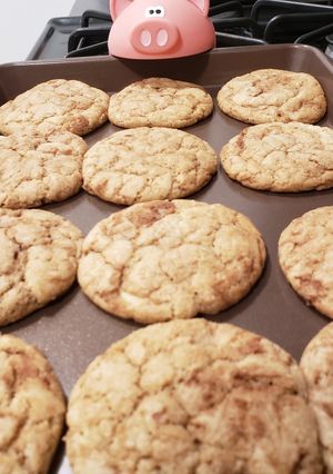 A picture of Chocolate chip cookies.