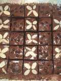 Fudgy brownies 3telur loyang 20x20x4