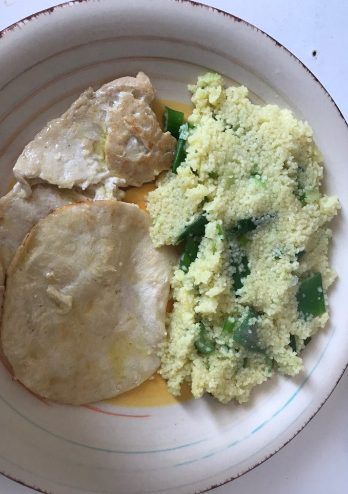 Una foto de Cuscús exprés con pollo