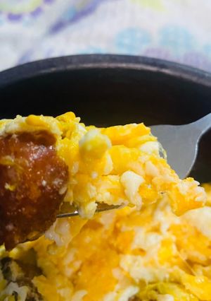 Una foto de Huevos de campo con Longanizas