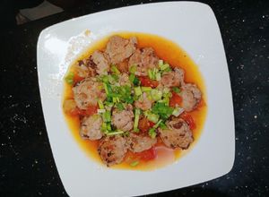 Hình của món Thịt viên sốt cà chua.