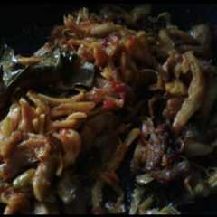 รูปของ Ayam suwir bumbu bali