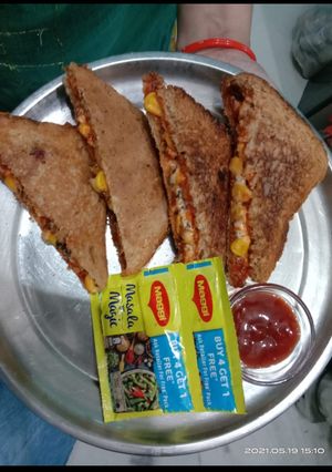 A picture of Corn cheese pizza sandwich.