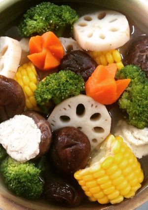 Hình của món Canh ngũ sắc.