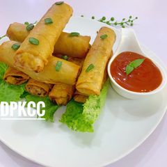 A picture of Lumpia.