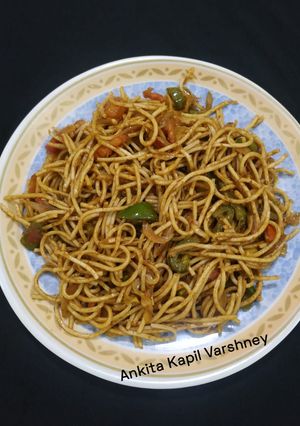 A picture of Chowmein.