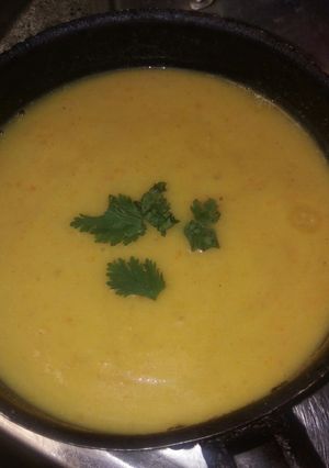 Una foto de Crema de zanahoria y crema de leche