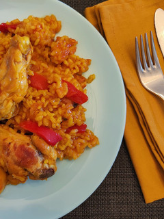 Una foto de Arroz de alitas de pollo