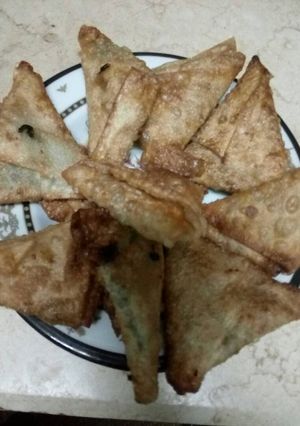 صورة لوصفة سمبوسك بالسبانخ وجبنه
