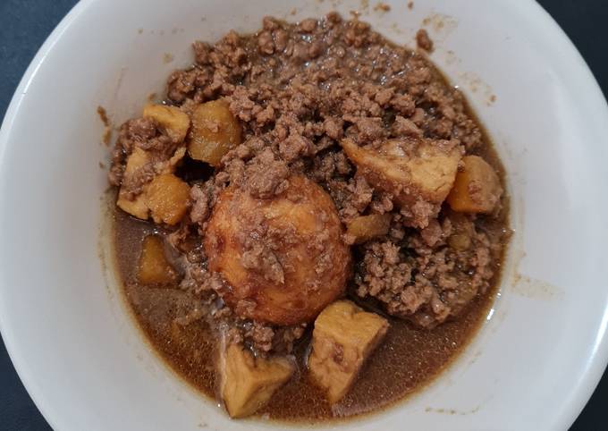 Semur daging + telur