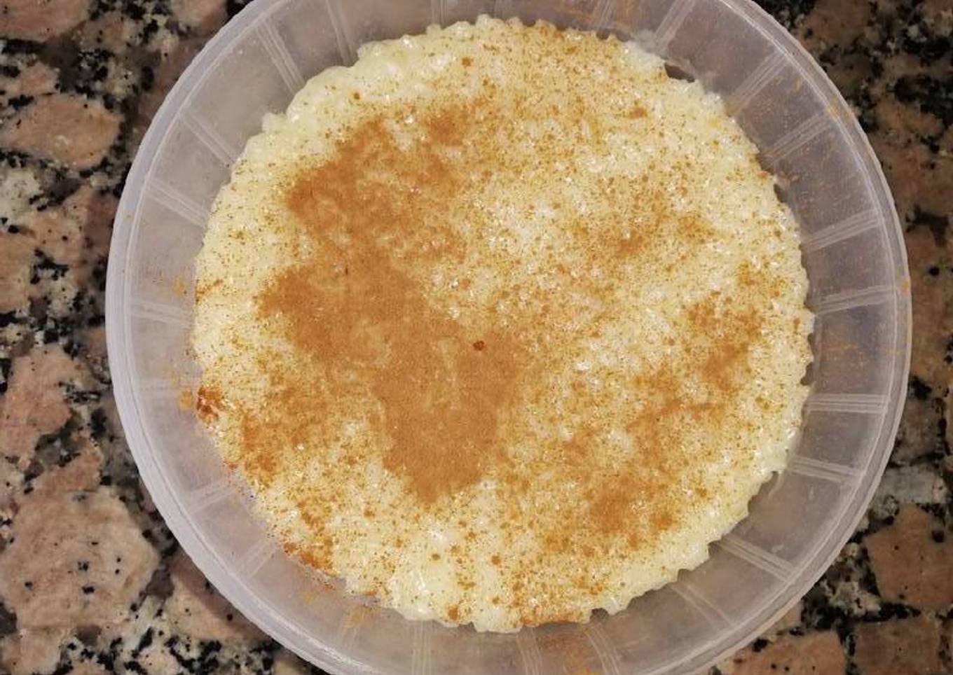 Arroz con leche cremoso