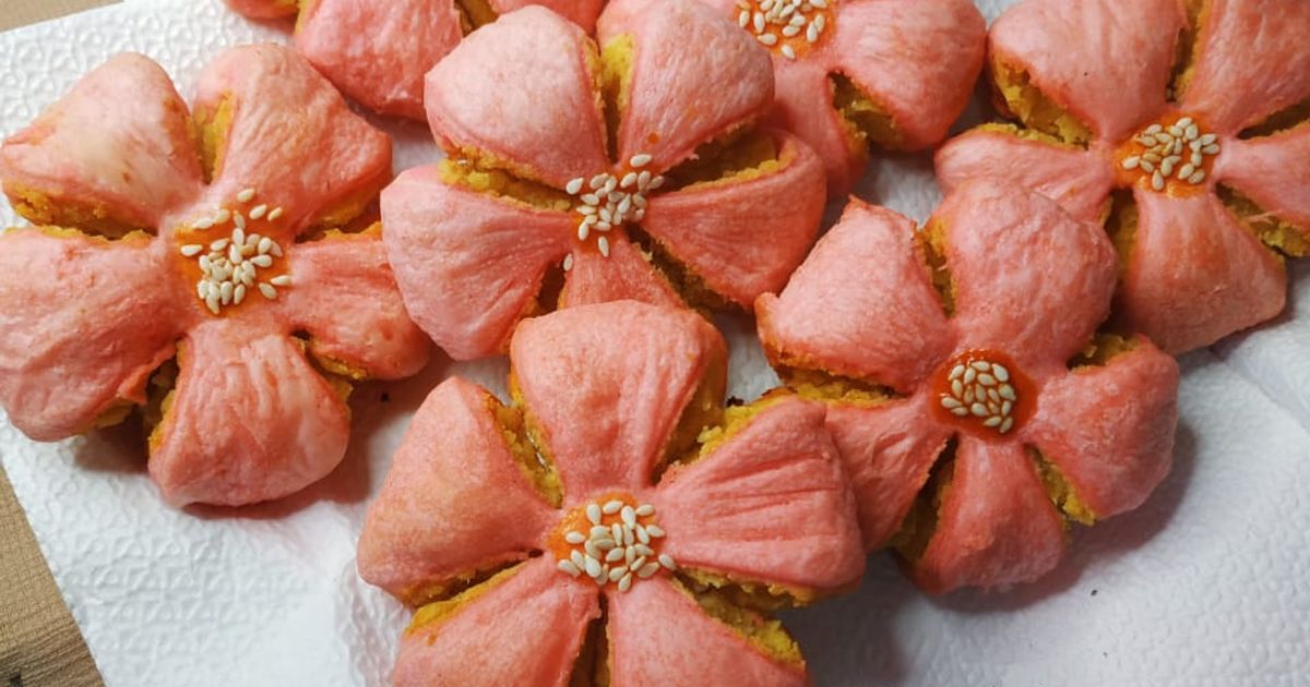 Resep The Flowers Of Mooncake/Bakpia Bunga oleh Tyca Denis - Cookpad