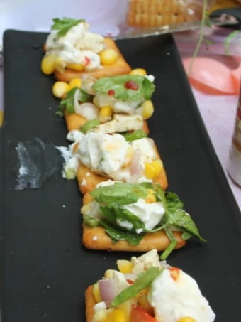 Easy Way Make Recipe Cracker Salad Bites that is So Delicious, Perfect}