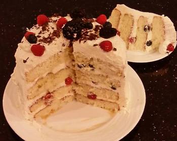 Unique Recipe Fresh Berrie Cream Layer Cake Savory Delicious