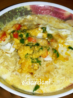 Foto resep indomie kari saus telur asin
