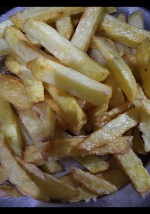 फ्रेंच फ्राइज (french fries recipe in Hindi) रेसिपी मुख्य फोटो