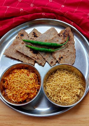 A picture of Aloo bhujiya sabji.