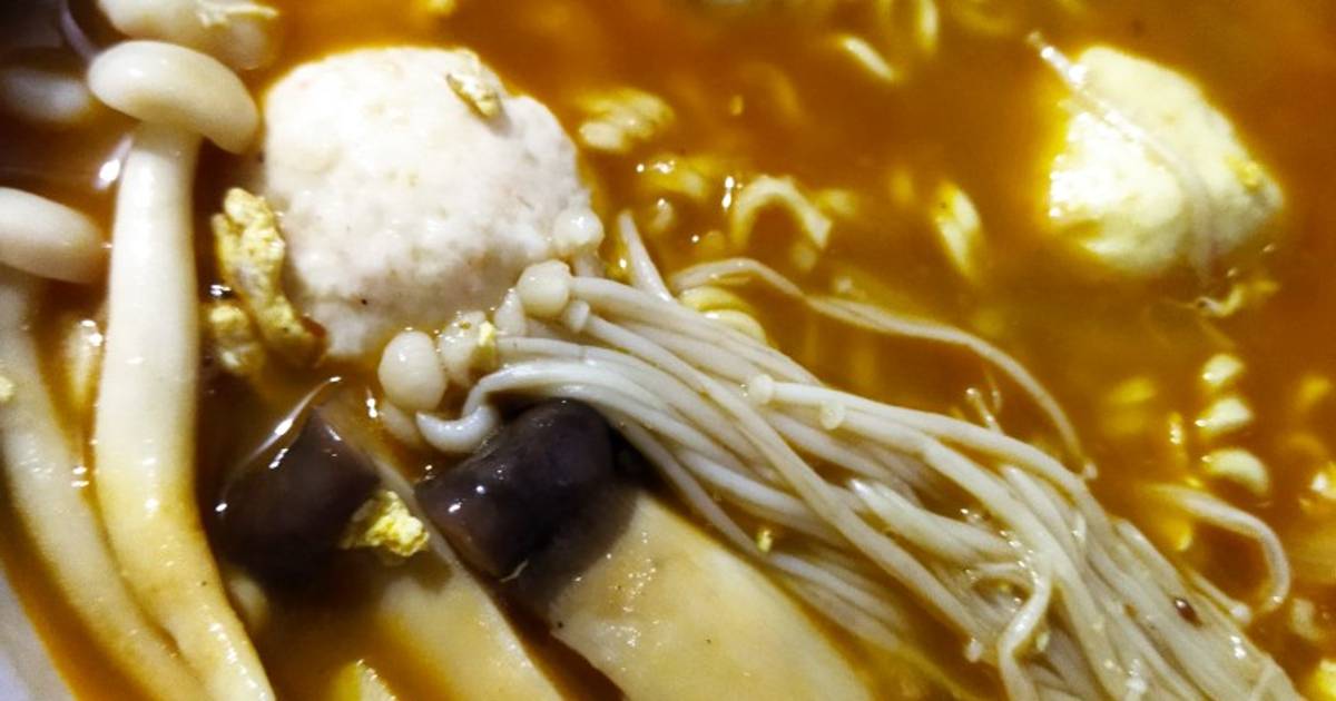 Resep 2 Mie Jamur Bakso Seafood Oleh Yusridha Cookpad