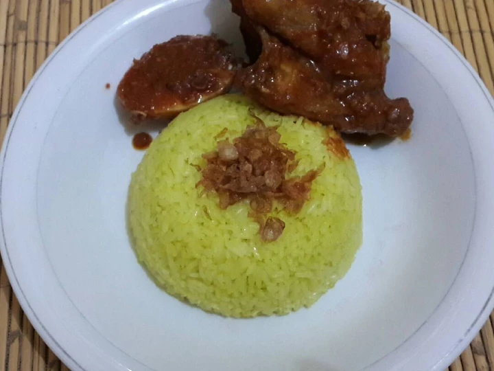 Langkah Gampang Membikin Resep  Nasi kuning masak habang ayam telur praktis (masak magic com) yang Enak, Lezat Sekali