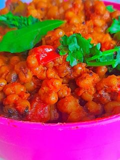 मूंग की सूखी सब्जी(moong ki sukhi sabzi recipe in hindi) रेसिपी मुख्य फोटो