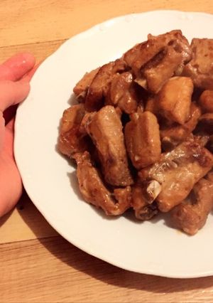 Hình của món Sườn xào chua ngọt.