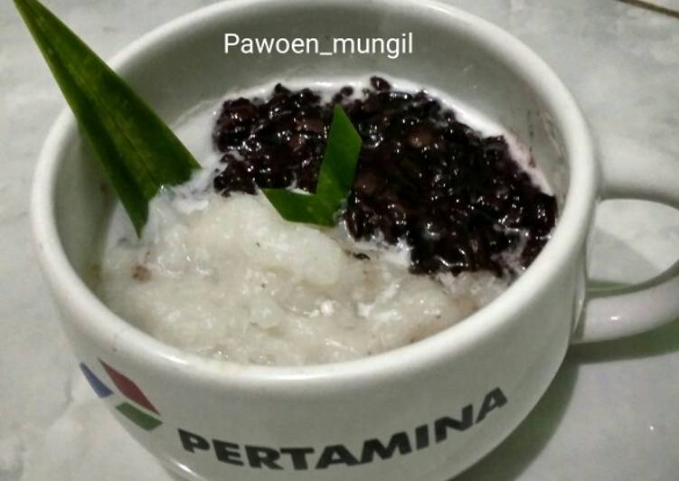 Resep 20. Bubur ketan hitam vs Bubur sum sum Enak Banget