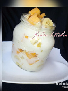 A picture of Fruit yoghurt.