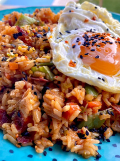 Una foto de Arroz frito con kimchi