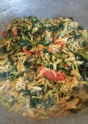 Foto resep Tumis kangkung campur bunga pepaya Ala mm muli & kk via