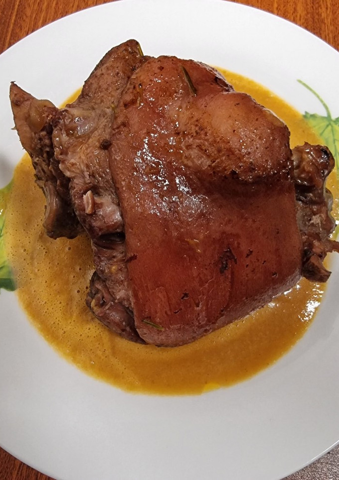 Una foto de Codillo de cerdo guisado