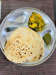 A picture of Kaddu/Pumpkin Sabji with Paratha 😋😋.