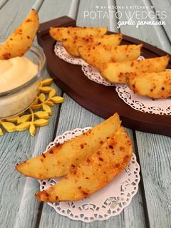 Foto resep Garlic Parmesan Potato Wedges (#pr_kentang)