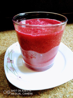 A picture of BeetBana Smoothie.