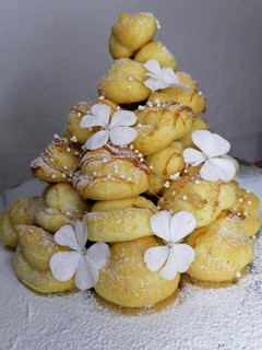 Una foto de Masa choux y crema pastelera