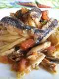 Linguine con Alici Freschi, Pomodori e Salsa di Soia