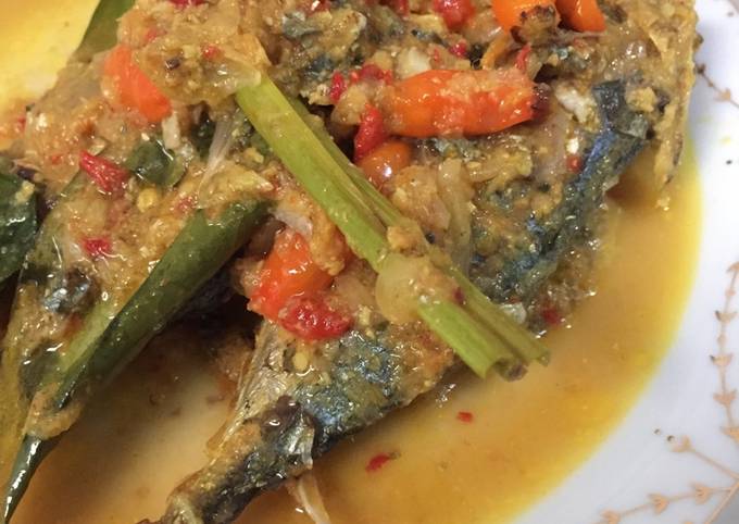 Tutorial Masakan Resep Pesmol ikan kembung banjar