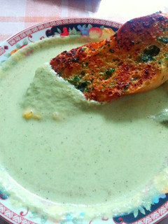 Foto resep Broccoli Cream Soup with Garlic Bread