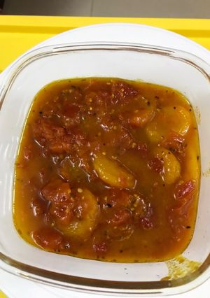 A picture of Tomatoes Apricots & Lemons Chutney (Bong Style).