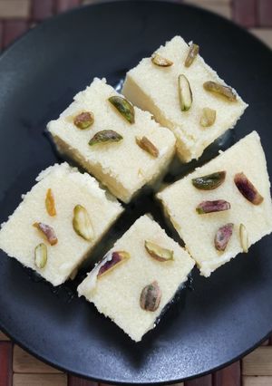 A picture of Chana Pudding (Steamed).