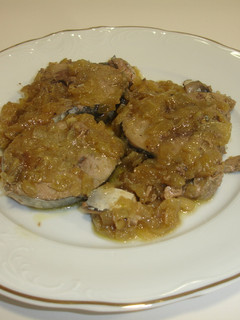 Una foto de Melva encebollada
