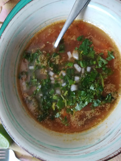 Una foto de Sopa de lubina pescado