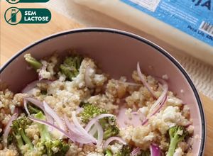 Foto de Salada Vegana de Grão de Bico e quinoa com Requeijão Natucheese