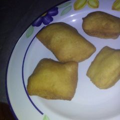 A picture of Eggy mandazi.