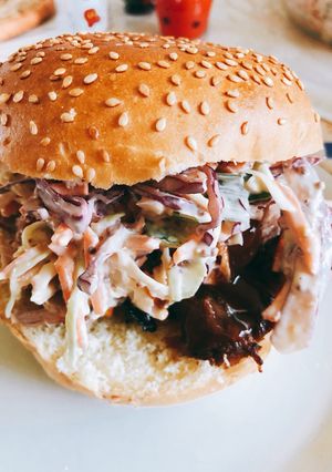 Φωτογραφία της συνταγής Pulled pork sandwich - «τραβηγμένο» χοιρινό